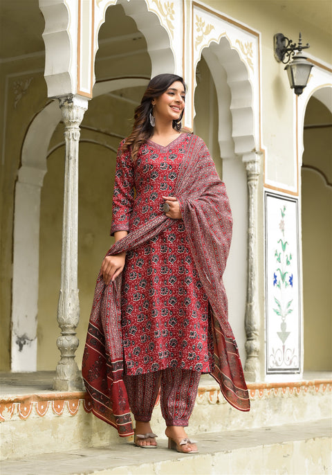 Maroon Color Straight Kurta Pant and printed Dupatta Set For Women - Ethnicwear - Meghvi