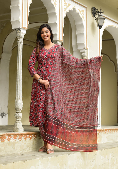 Maroon Color Straight Kurta Pant and printed Dupatta Set For Women - Ethnicwear - Meghvi