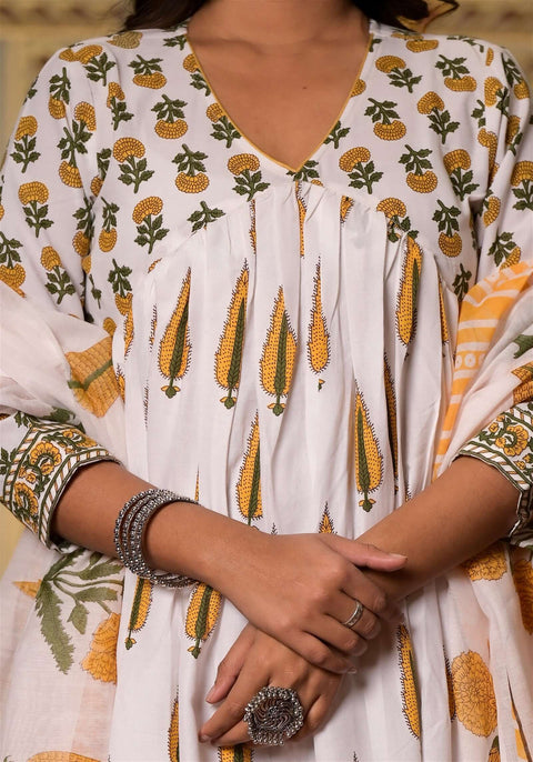 White Cotton Printed Carnation And Leaf Phula Kaalindi Anarkali Set For Women - Ethnicwear - Meghvi