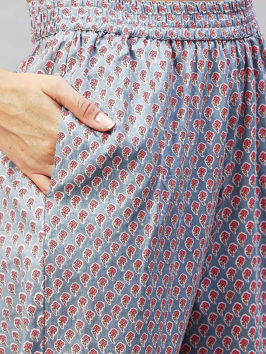 Women's Cotton Blend Straight Printed Kurta with Pant