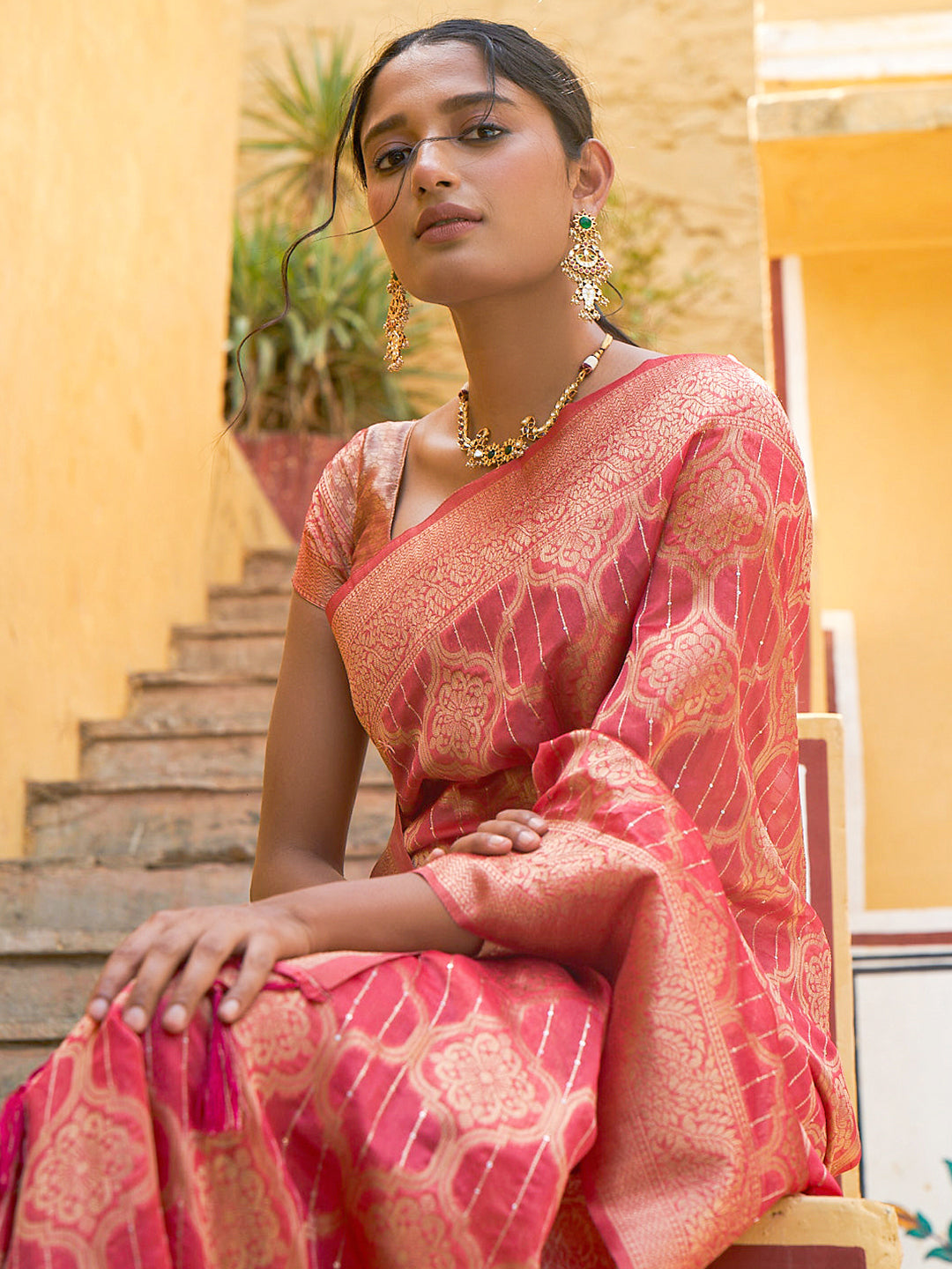 Pink Organza Woven Ethnic Motifs Saree with Unstitched Blouse Piece