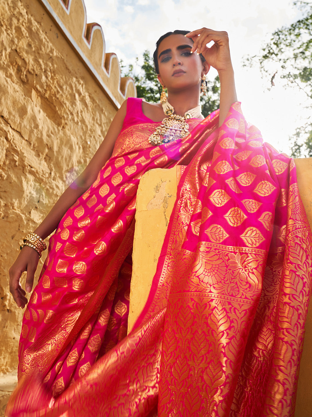Rani Pink Banarasi Silk Ethnic Motifs Saree with Unstitched Blouse Piece