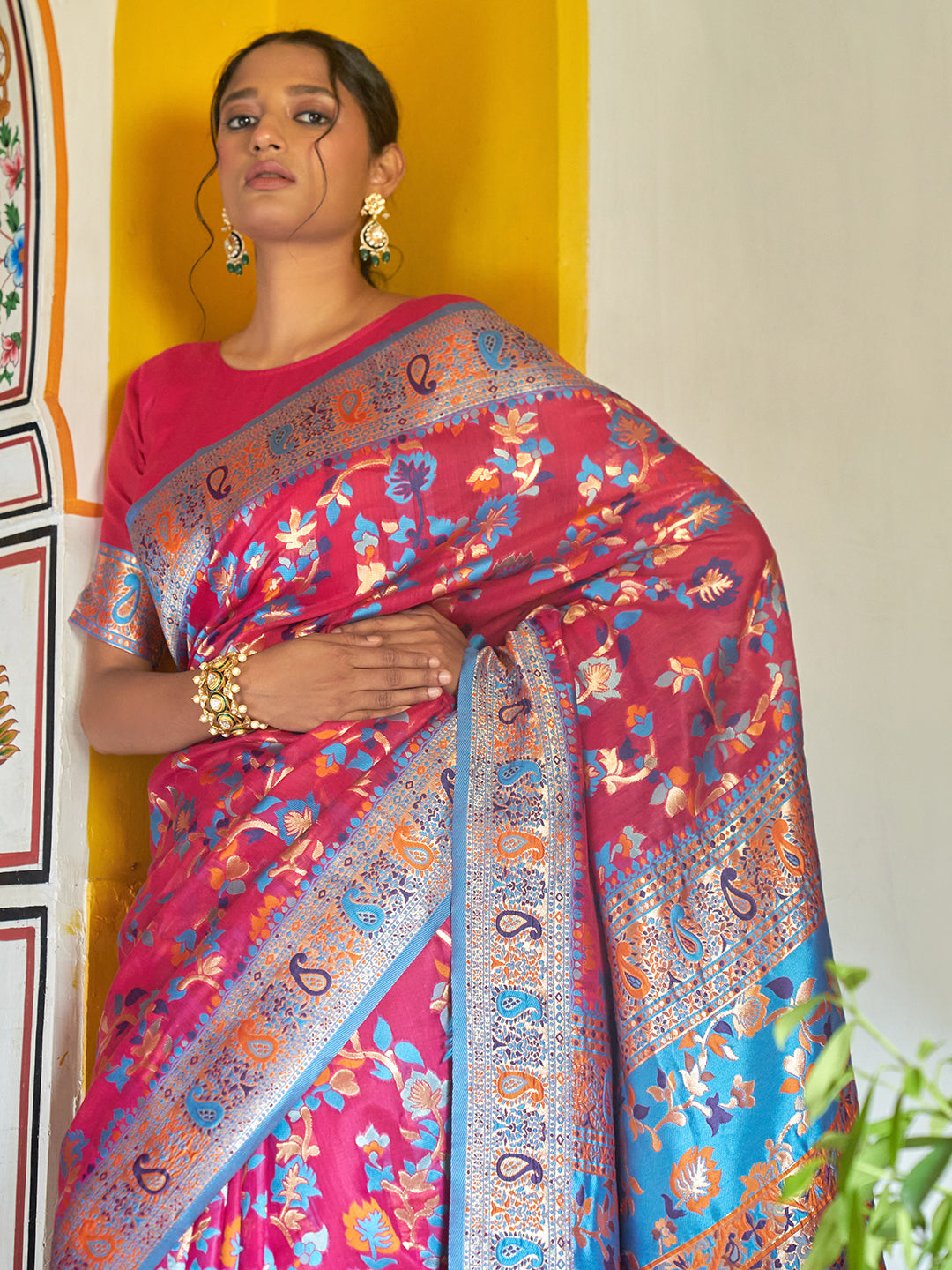 Pink Chanderi Silk Pashmina Saree with Unstitched Blouse Piece