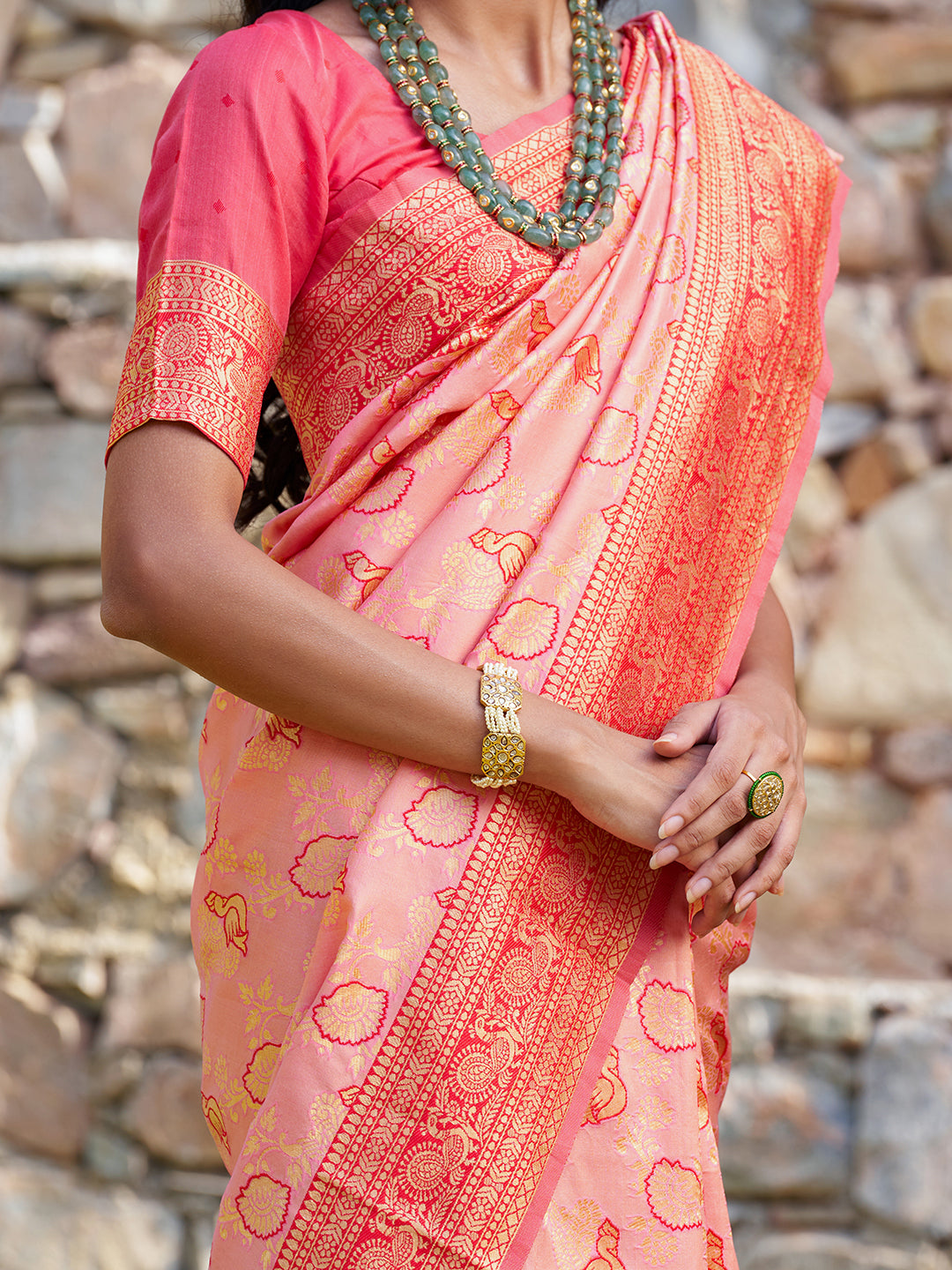 Peach Banarasi Silk Woven Dual Tone Floral Design Saree with Unstitched Blouse Piece
