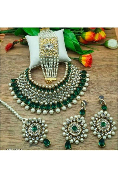 Pearl Crystal Kundan Choker Necklace Set With Bracelet White